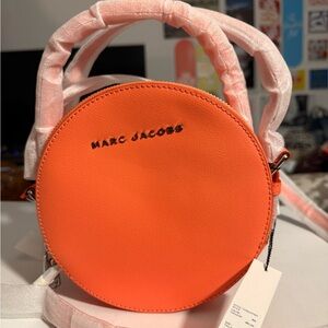 NWT Marc Jacobs The Rewind Vibrant Melon Leather Crossbody Bag